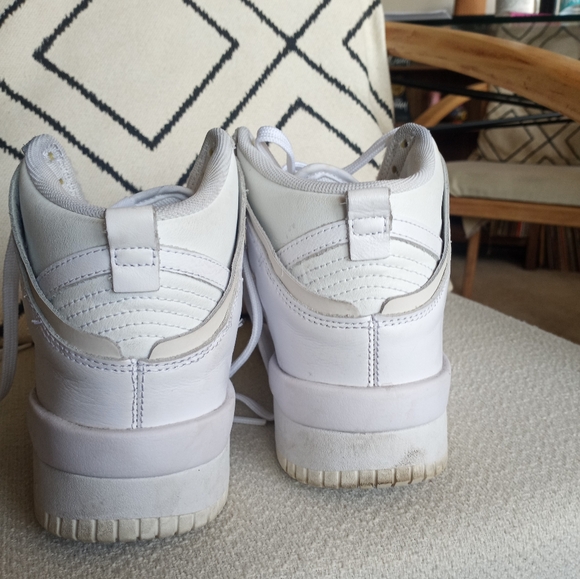 Nike Dunks 🤍 (Trades Welcome) - Picture 3 of 6